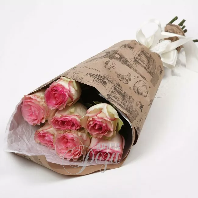 Моно букет из 5 роз &laquo;Молочная девочка&raquo;