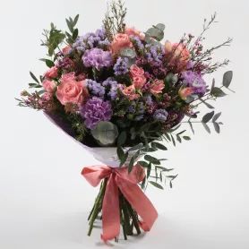 Сборный букет &laquo;Процветание&raquo; от интернет-магазина «Донна Роза» в Кемерове