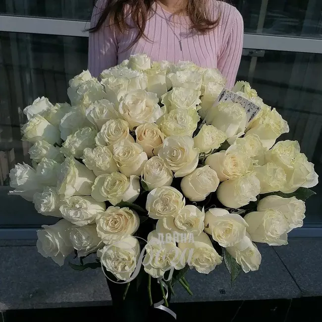 Белая роза нежности 1