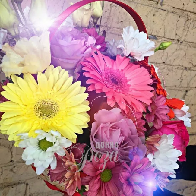 Корзинка цветов &laquo;Чистое поле&raquo;