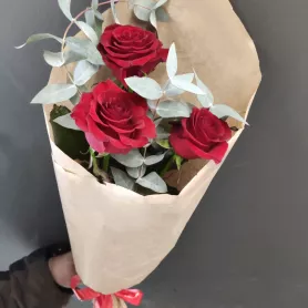 Моно букет &laquo;Купидон&raquo; от интернет-магазина «Донна Роза» в Кемерове