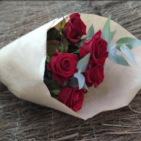 Моно букет из роз «Грация» от интернет-магазина «Донна Роза» в Кемерово