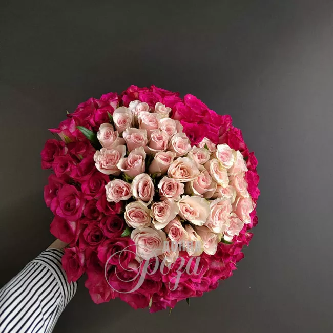 Монобукет из 101 розовой розы в виде сердца 2