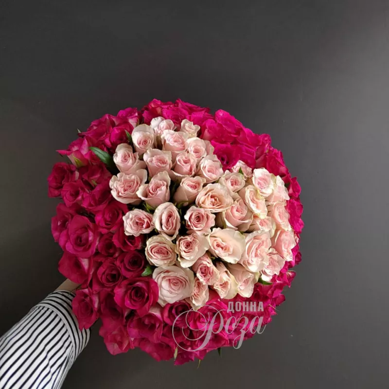 Монобукет из 101 розовой розы в виде сердца 2