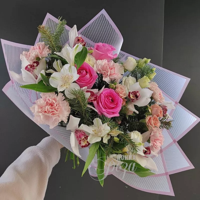 Сборный букет &laquo;Райский сад&raquo;