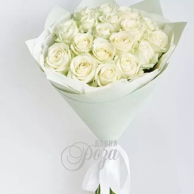 Монобукет из белых роз &laquo;Снежана&raquo;