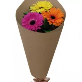 Монобукет с герберами «Улыбнись!» от интернет-магазина «Донна Роза» в Кемерове