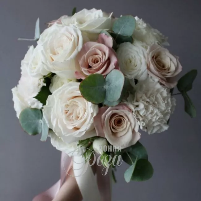 Букет невесты &laquo;Первый иней&raquo;