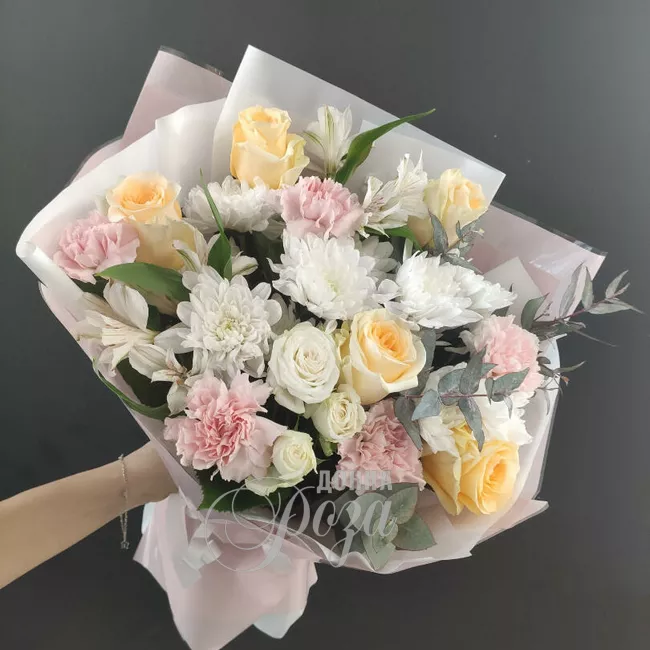 Сборный букет &laquo;Хрупкая нимфа&raquo;