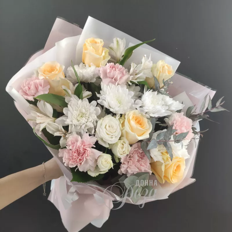 Сборный букет &laquo;Хрупкая нимфа&raquo;