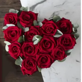 Композиция в коробке сердце &laquo;Признание в любви&raquo; от интернет-магазина «Донна Роза» в Кемерово