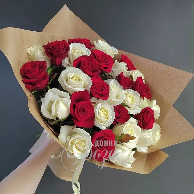 Монобукет роз &laquo;Мамочке&raquo;