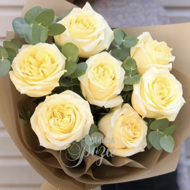 Букет белых пионовидных роз &laquo;Кремовый десерт&raquo;