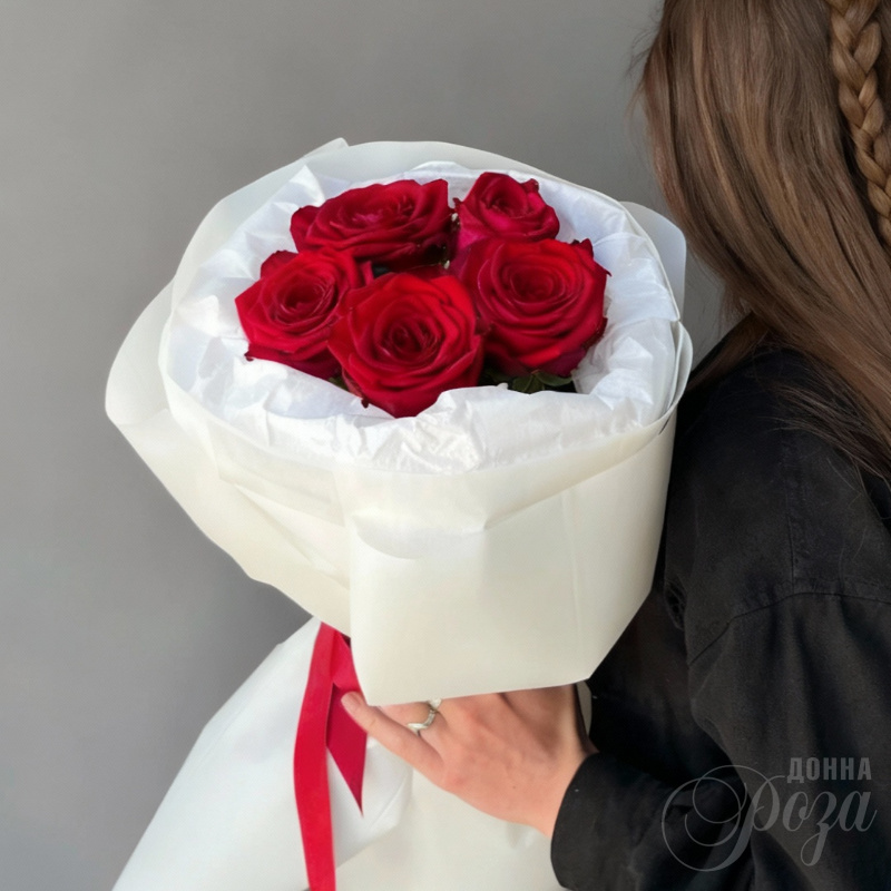 Букет «Красная роза»