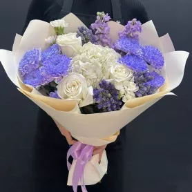 Букет &laquo;Любимые объятия&raquo; от интернет-магазина «Донна Роза» в Кемерове