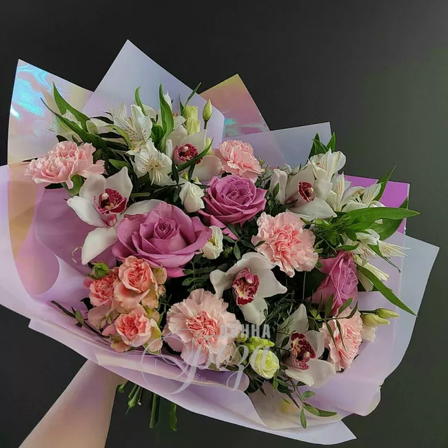 Сборный букет &laquo;Нежный тропик&raquo;