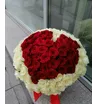 101 роза в виде сердца