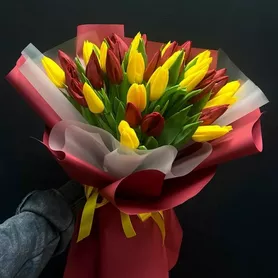 Букет &laquo; Мерцание&raquo; от интернет-магазина «Донна Роза» в Кемерово