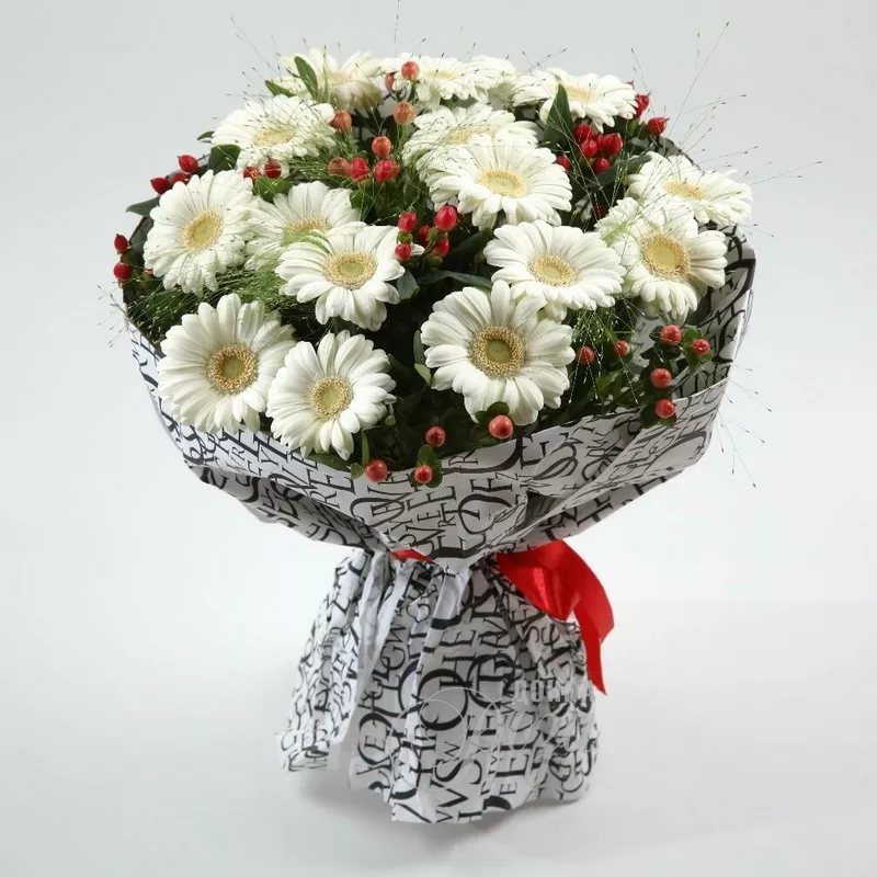 Сборный букет с мини герберами &laquo;Ромашка&raquo;